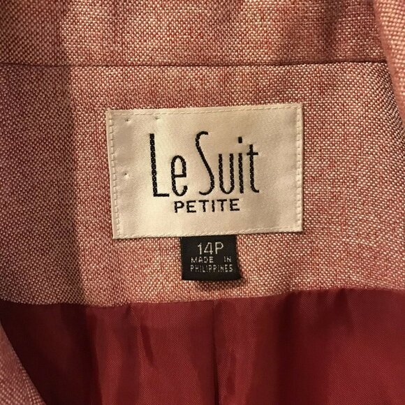 LE SUIT PETITES. Size 14P. Lined. Short Sleeve. Button Front. DB - Picture 5 of 5